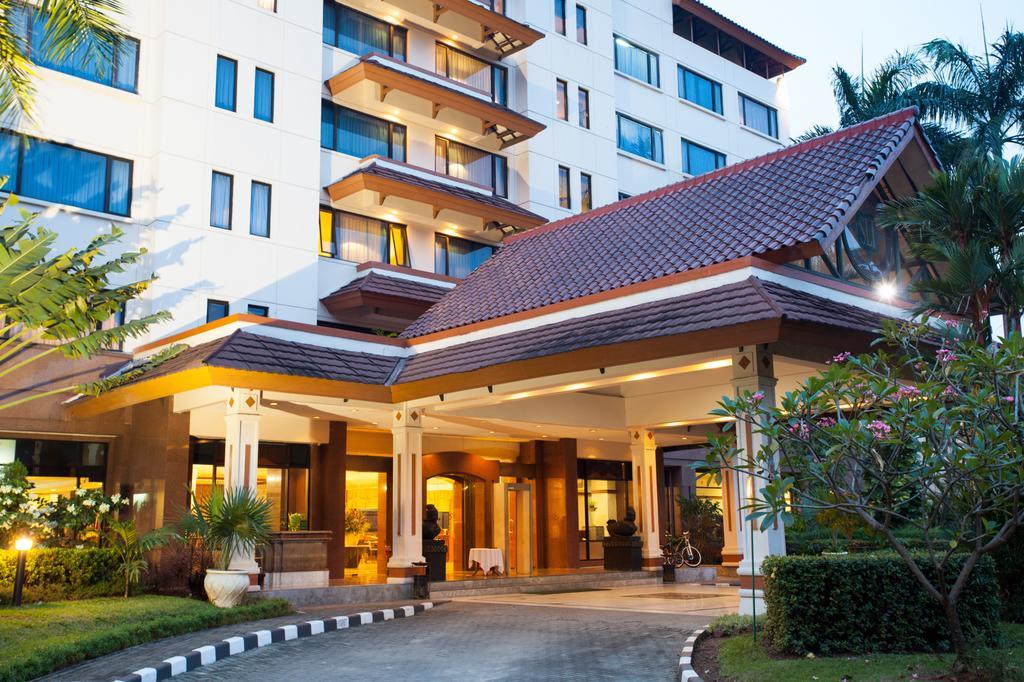 Hotel Sahid Jaya Lippo Cikarang Dış mekan fotoğraf